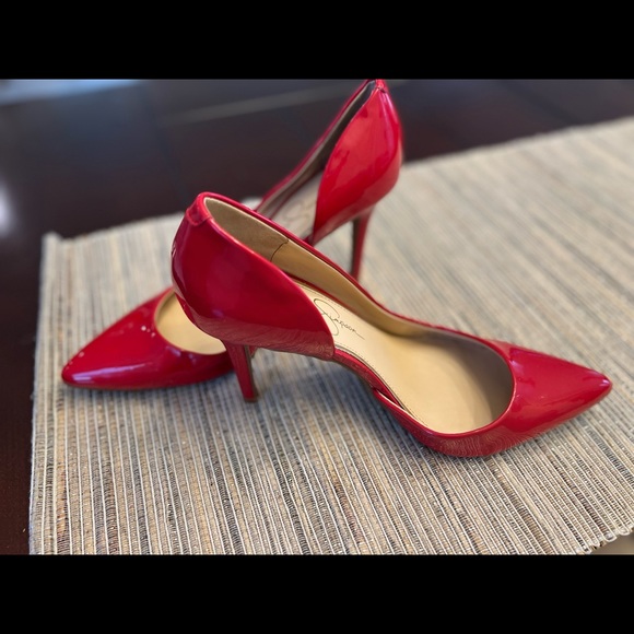 Jessica Simpson - size 7; high heeled; Red Shoes - Picture 5 of 9